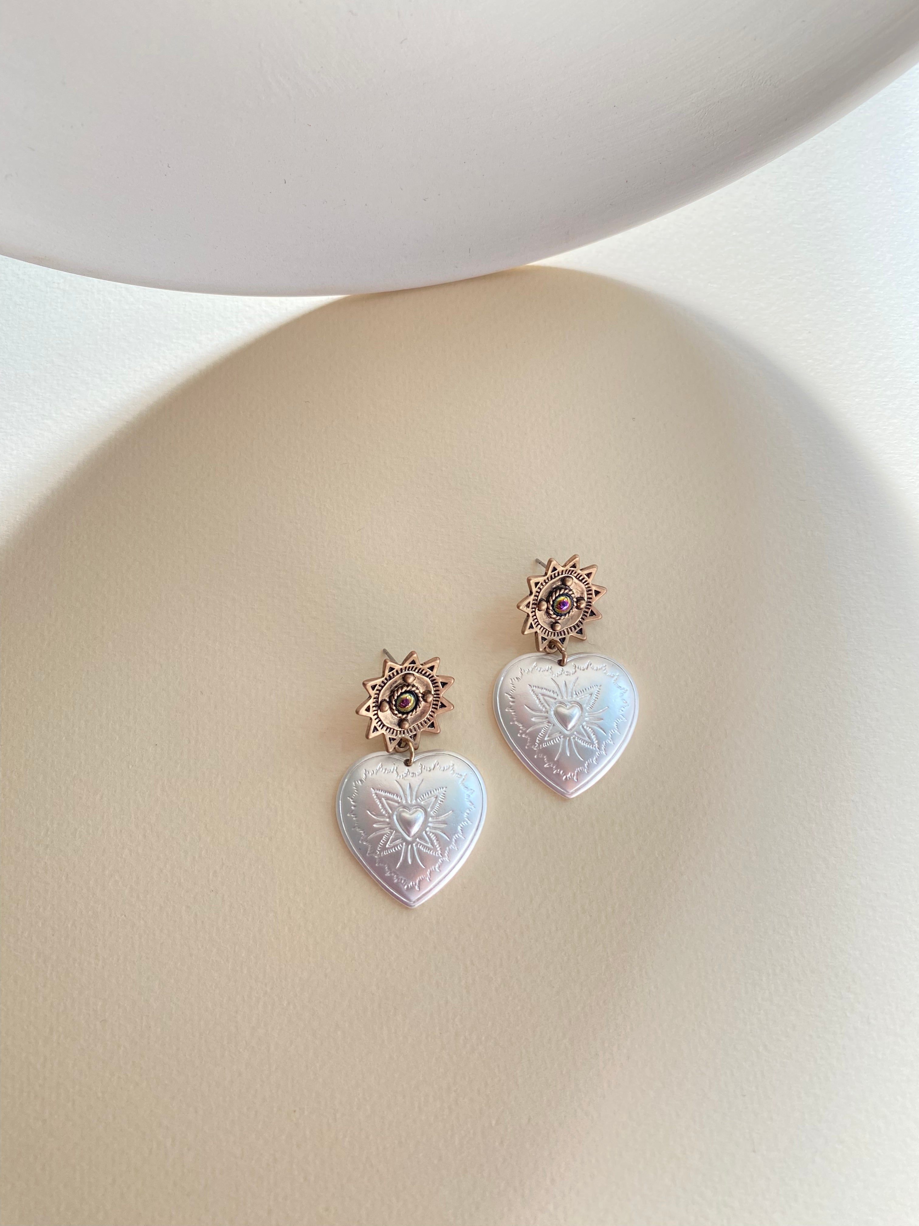 BAROQUE HEART DANGLE EARRINGS