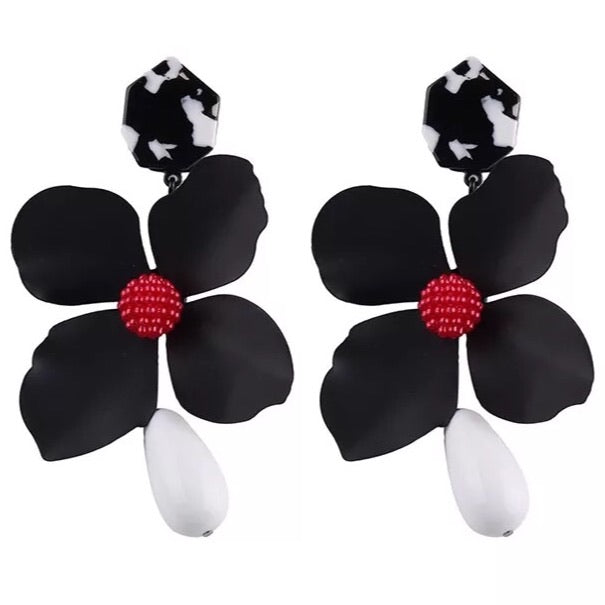 FLOWER DROP EARRINGS