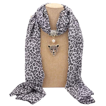 RHINESTONE LEOPARD PENDANT SCARF NECKLACE