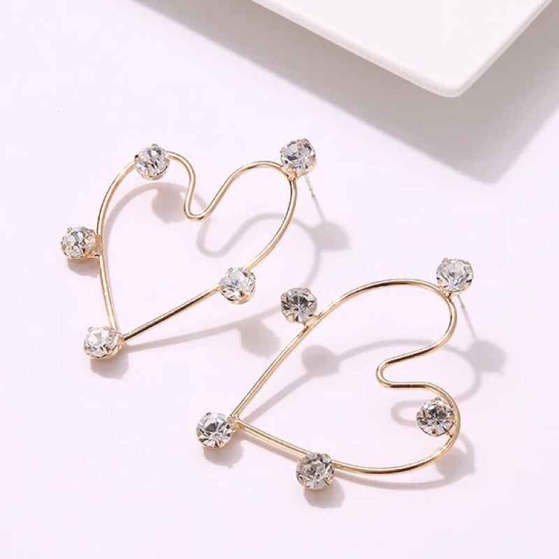 HEART RHINESTONE STUD EARRINGS
