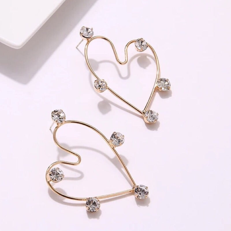 HEART RHINESTONE STUD EARRINGS