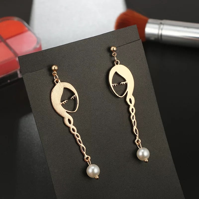 PRETTY LADY EARRINGS