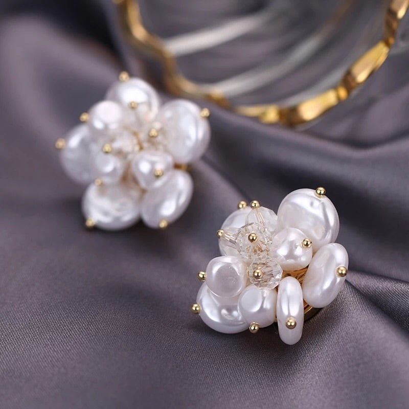 EXQUISITE BAROQUE PEARLS STUD EARRINGS