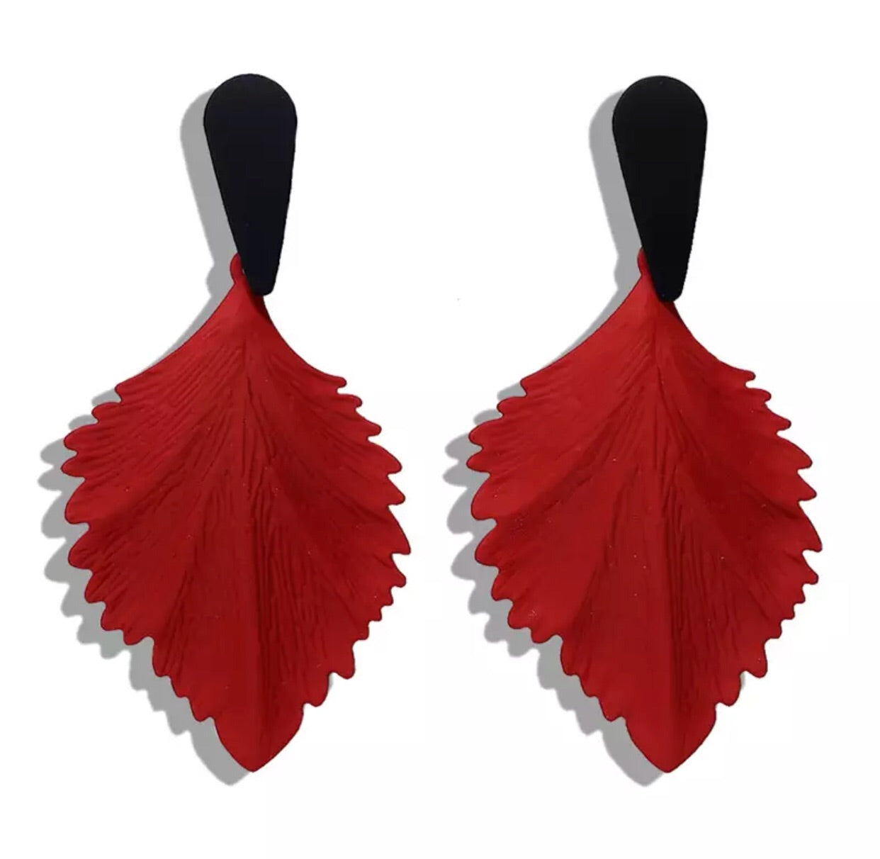 LEAF DROP EARRINGS